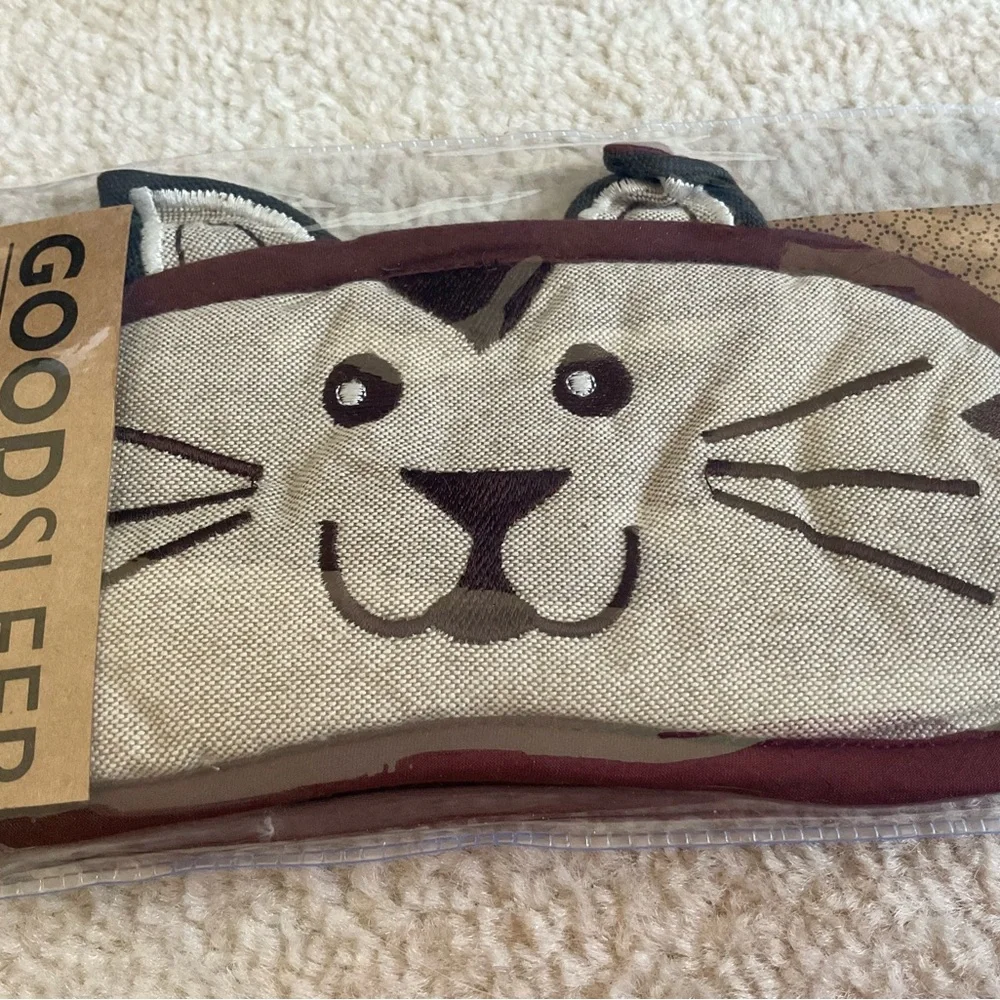 NWT Good Sleep Cat Theme Sleep Mask